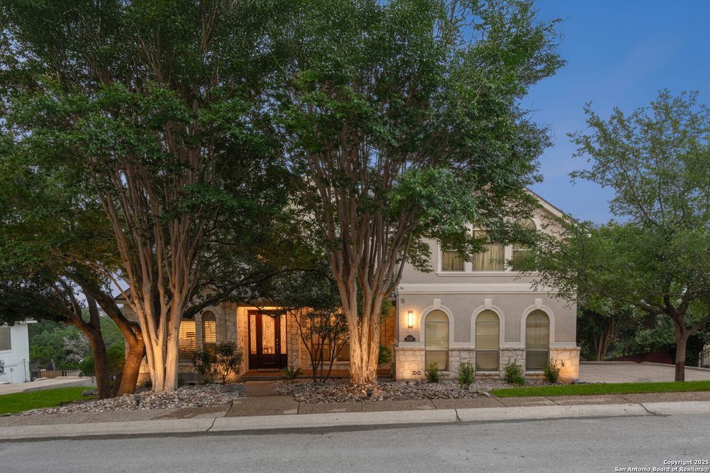 Photo of 846 Fawnway, San Antonio, TX 78260 (MLS # 1915488)