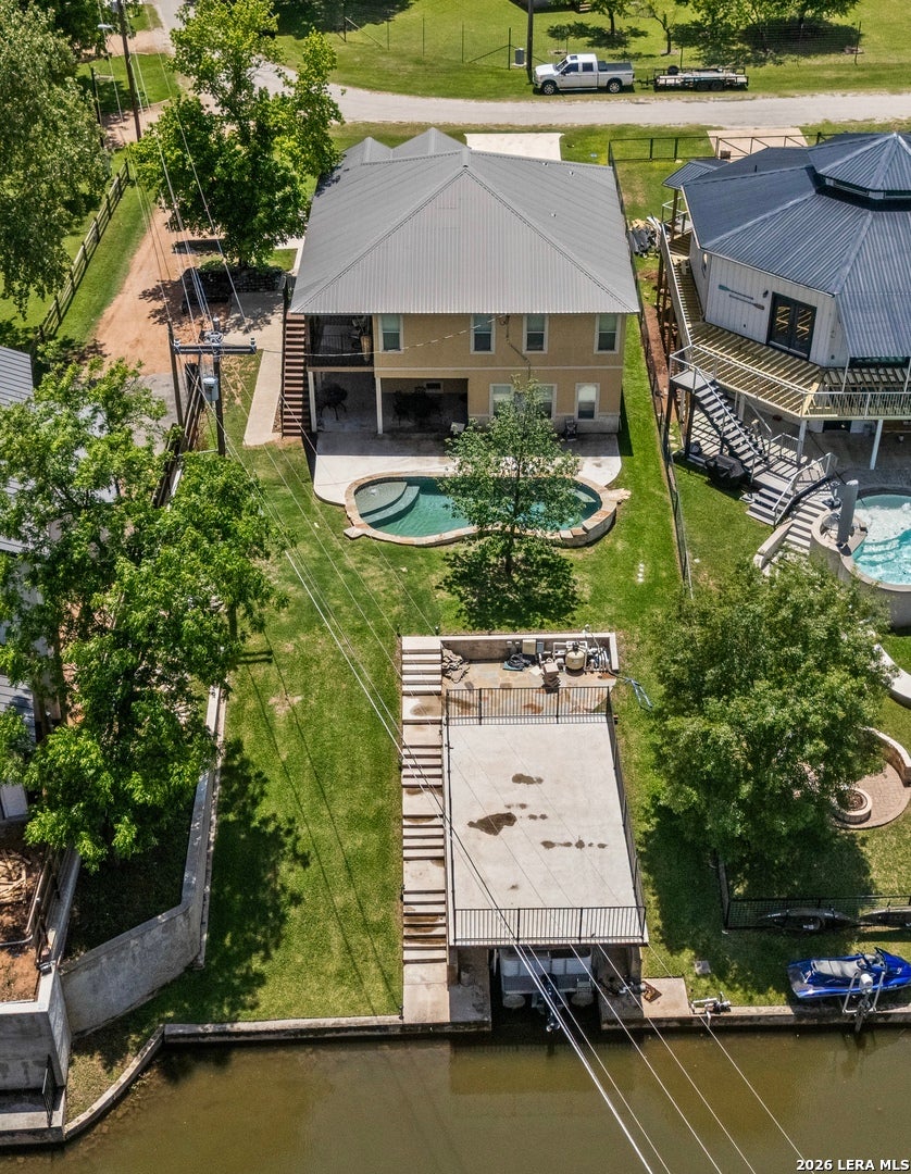 3900 N Apache Circle