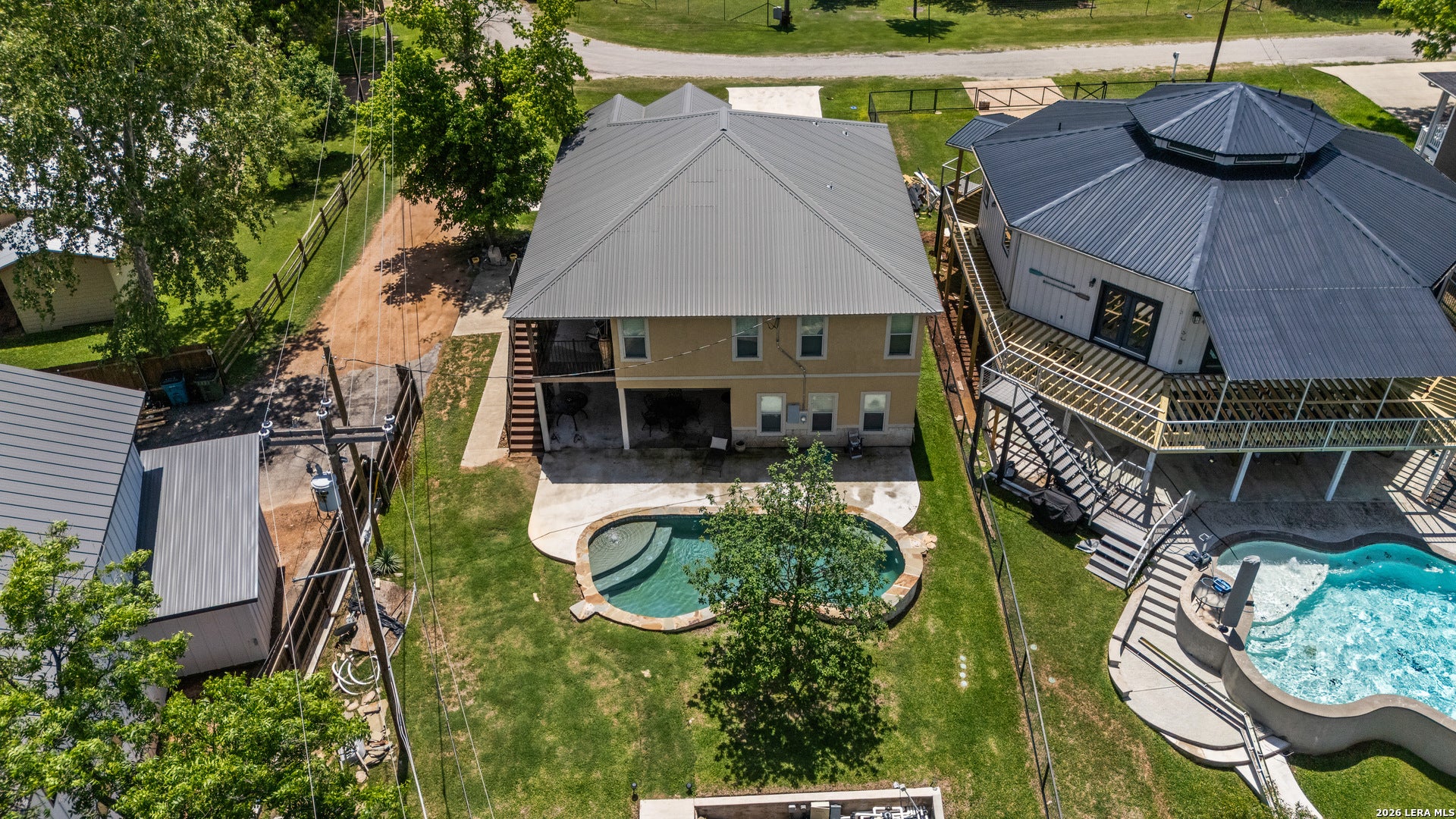 3900 N Apache Circle