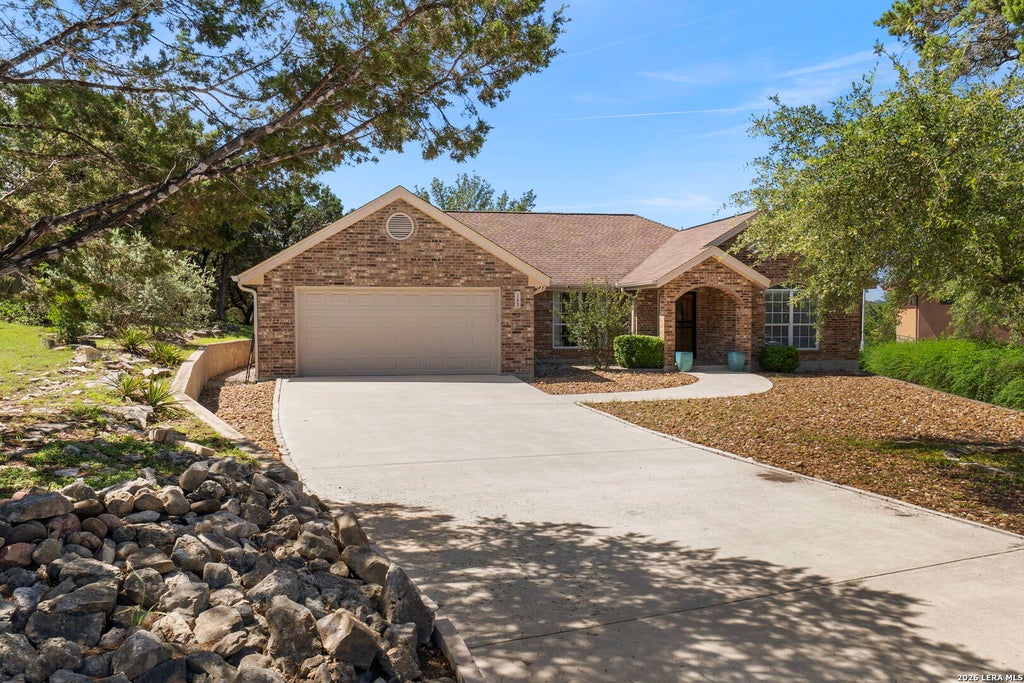 Photo of 145 Schlamp Bay, Canyon Lake, TX 78133 (MLS # 1993401)