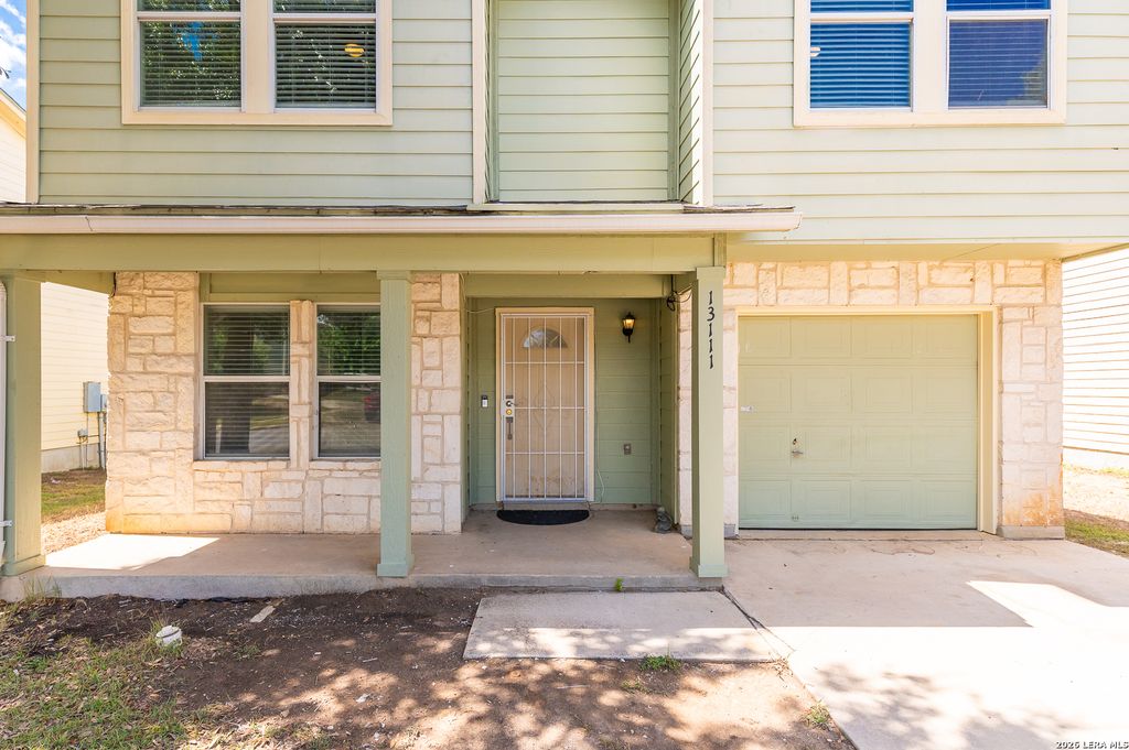Photo of 13111 Southton Run, San Antonio, TX 78223 (MLS # 1950216)
