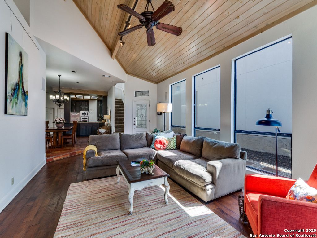 Photo of 29439 Summit Ridge, Fair Oaks Ranch, TX 78015 (MLS # 1916077)