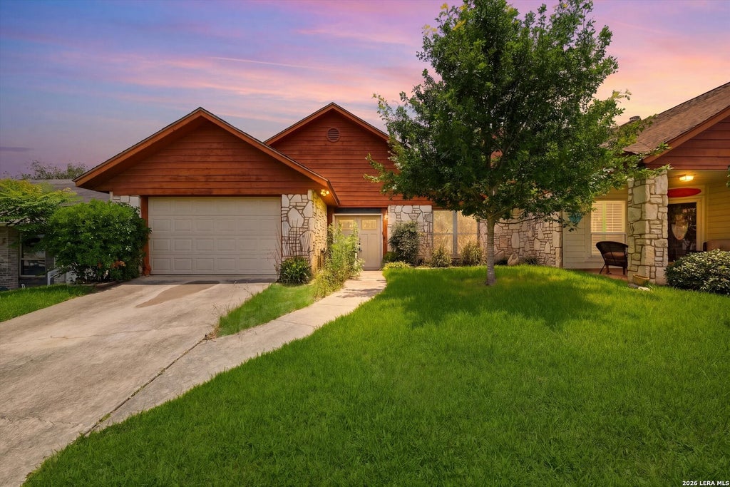 Photo of 3813 Hunters Gln, Schertz, TX 78108 (MLS # 1970543)