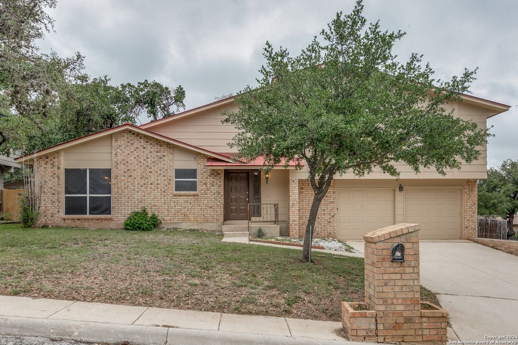 Photo of 8503 RIDGE STONE ST, San Antonio, TX 78251 (MLS # 1950604)