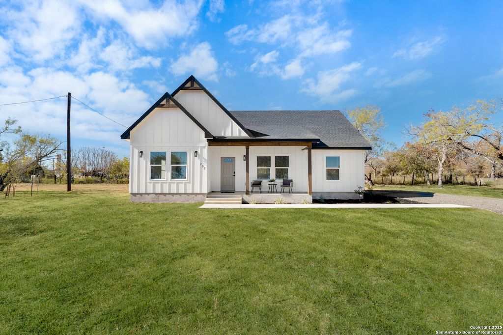 Photo of 732 County Road 6846, Lytle, TX 78052 (MLS # 1929735)