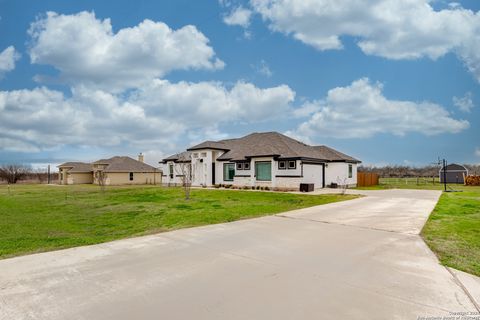 A home in Floresville