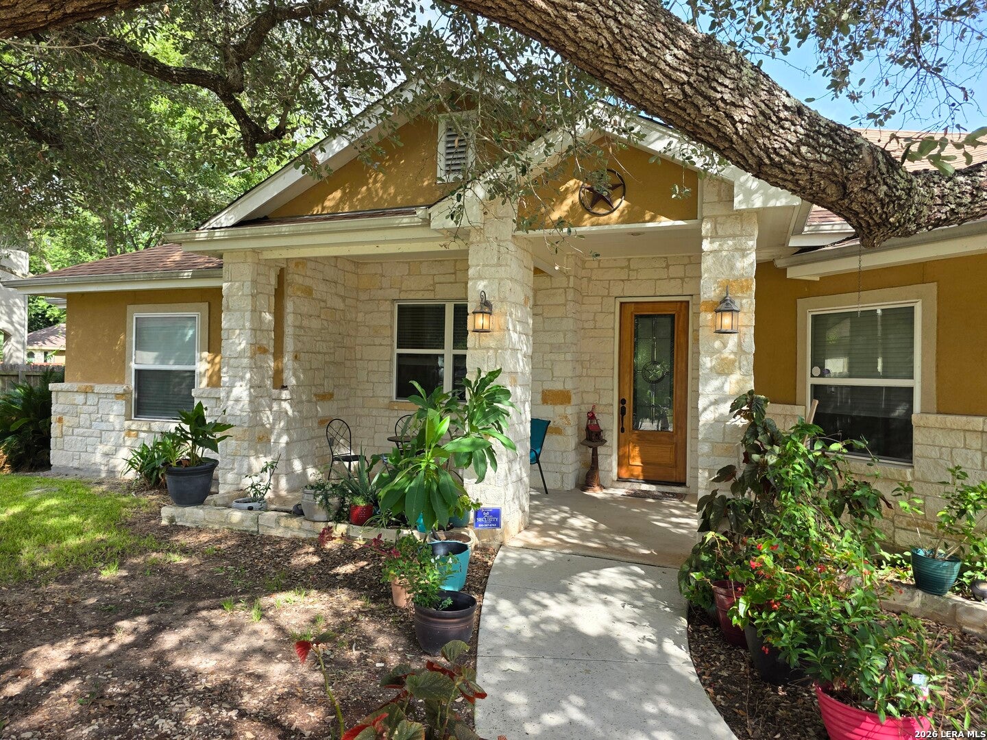 367 RIVER PARK DR
