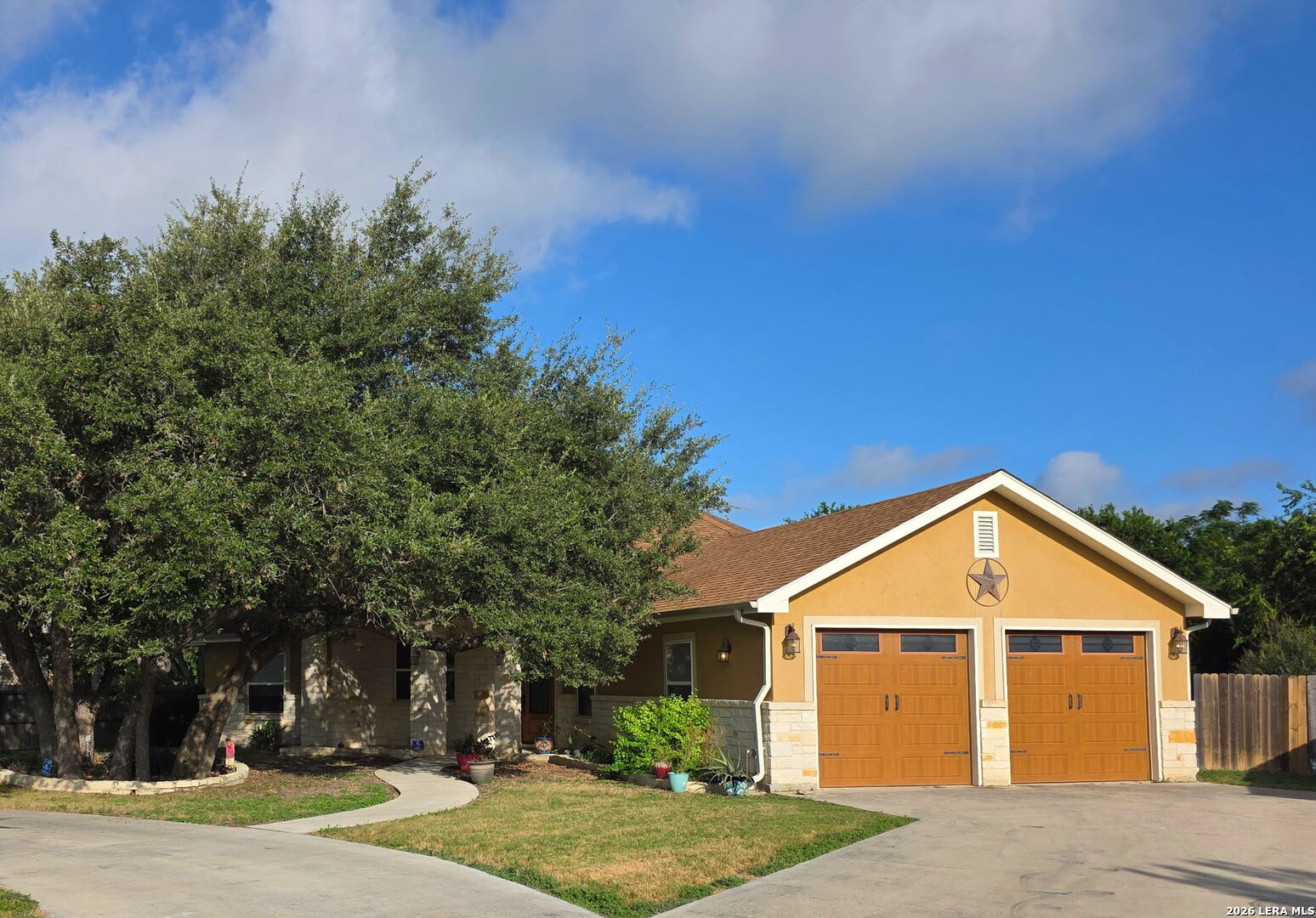 367 RIVER PARK DR