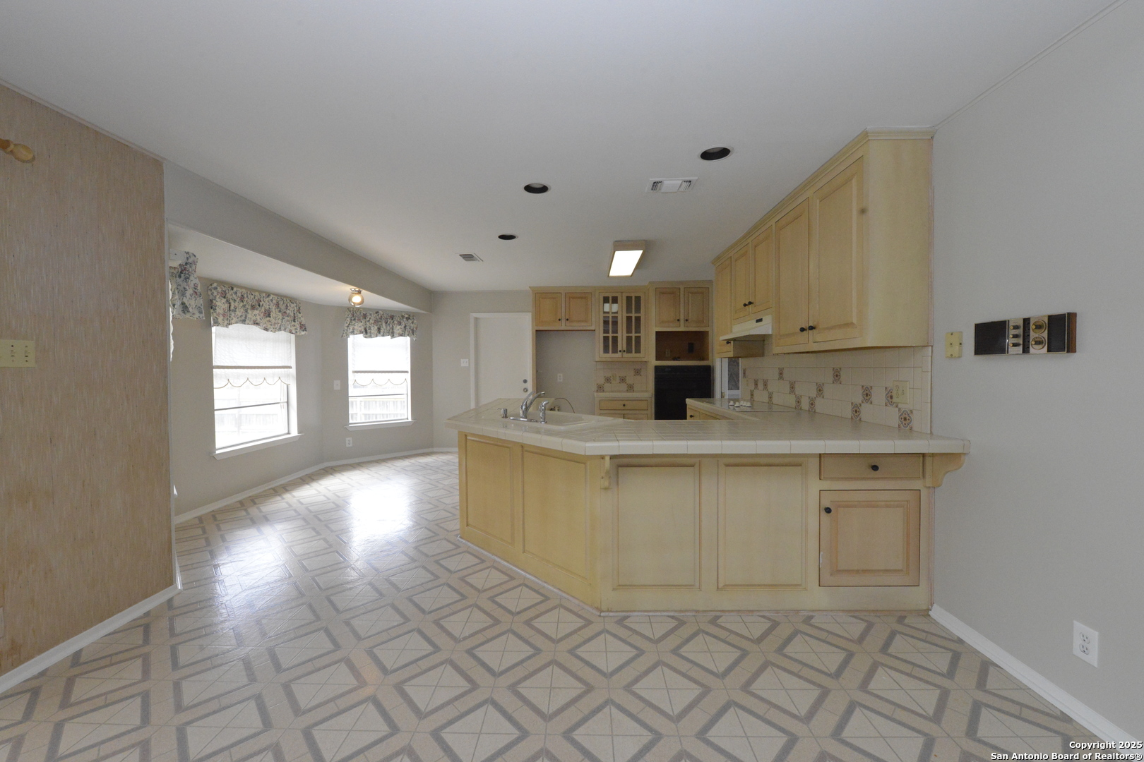 706 Richfield