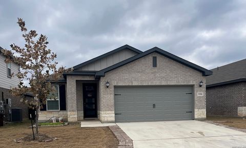 Photo of 11566 Sagebrooke Run, San Antonio, TX 78254 (MLS # 1939809)