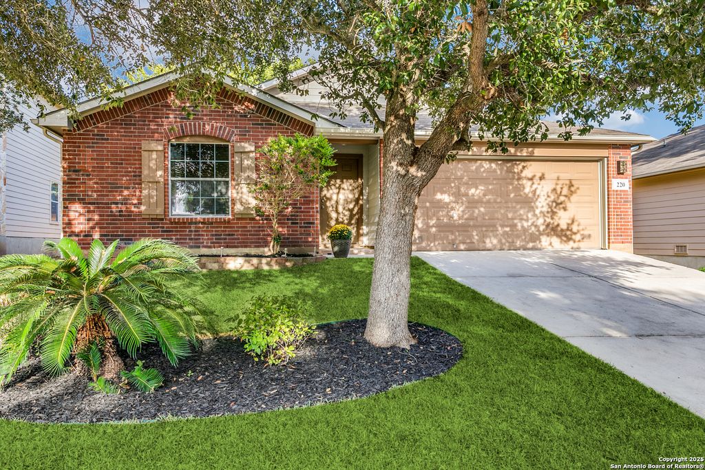 Photo of 220 Hereford, Cibolo, TX 78108 (MLS # 1922088)