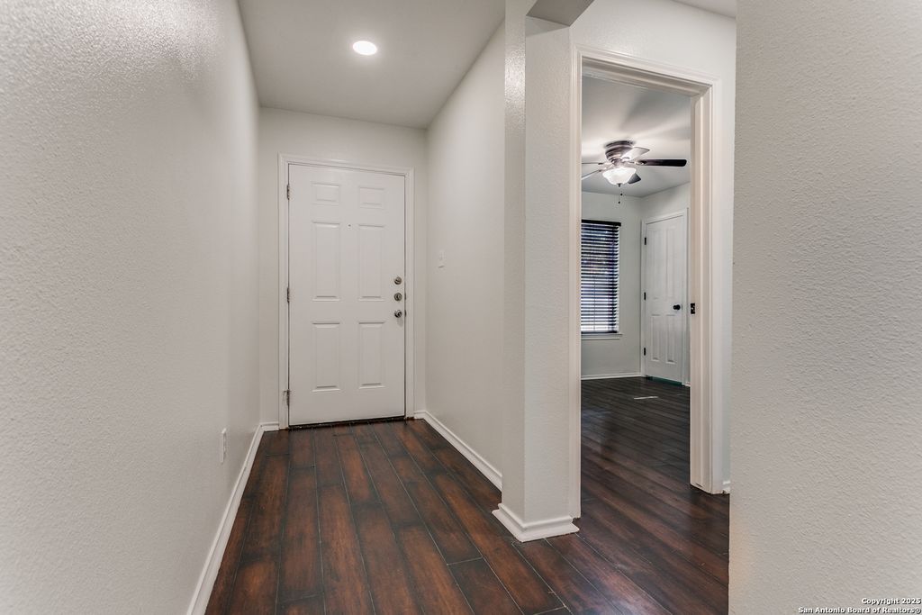 Photo of 220 Hereford, Cibolo, TX 78108 (MLS # 1922088)