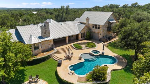 Photo of 824 WATERSTONE PKWY, Boerne, TX 78006 (MLS # 2005504)
