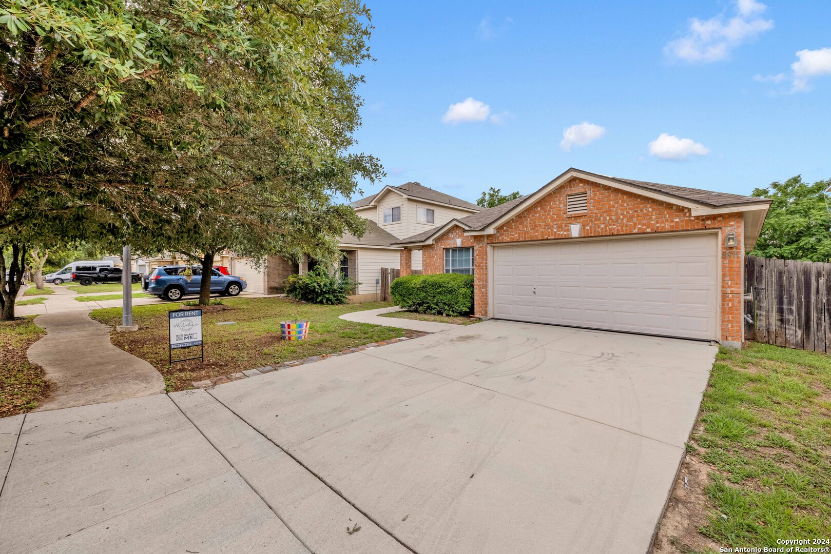 8811 Laguna Fls