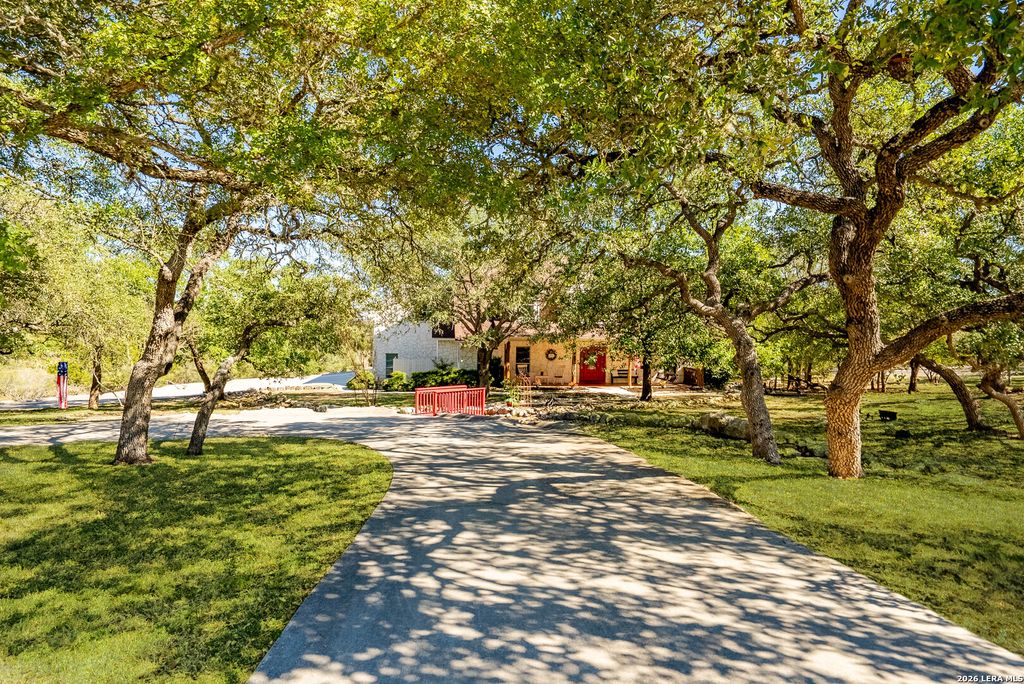 Photo of 560 Winding, New Braunfels, TX 78132 (MLS # 1959033)