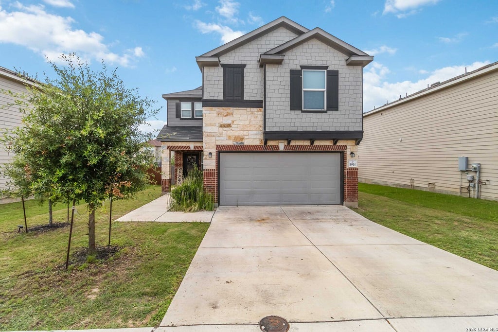 Photo of 3914 Bentwood Way, New Braunfels, TX 78130 (MLS # 1992328)