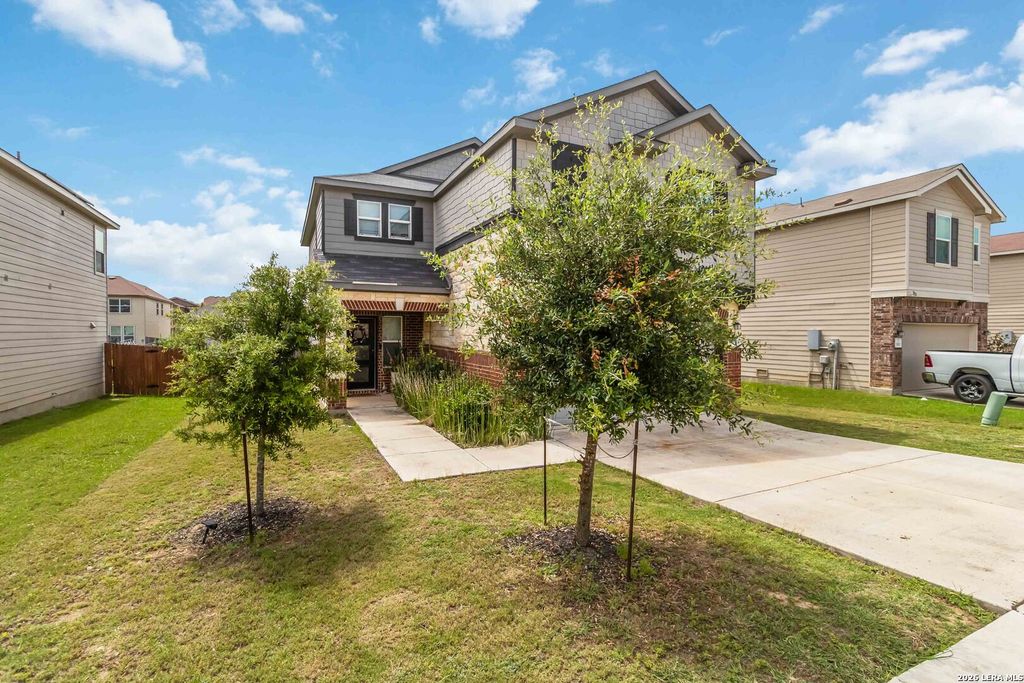 Photo of 3914 Bentwood Way, New Braunfels, TX 78130 (MLS # 1992328)