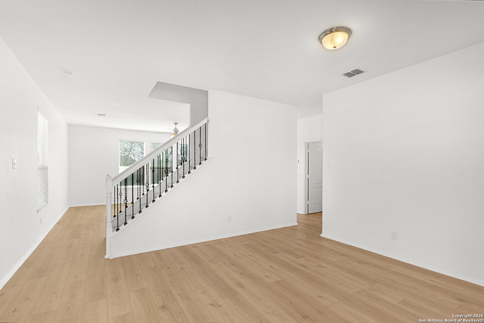 1230 Ranchland Plains