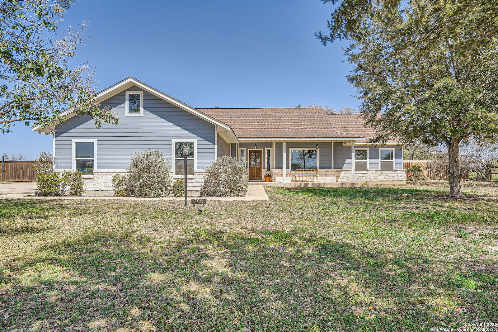 Listing image 1