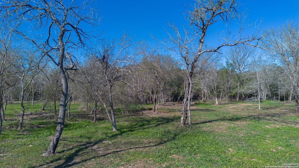 Photo of 700 Water Tower, Seguin, TX 78155 (MLS # 1934819)