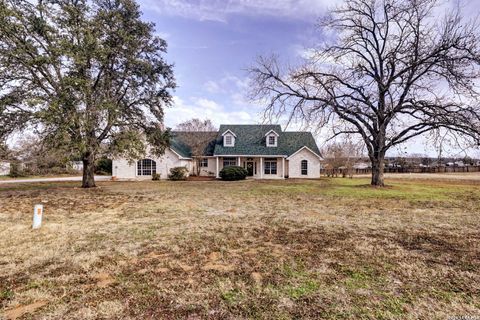 307 E Main Stockdale TX 78160