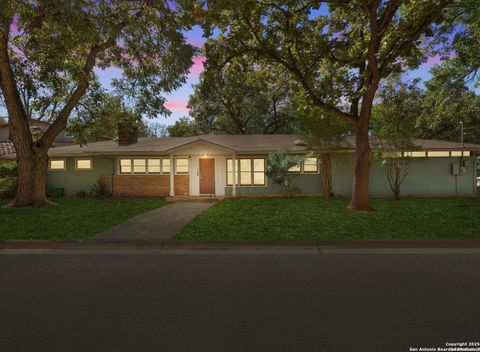 985 Allen Avenue New Braunfels TX 78130