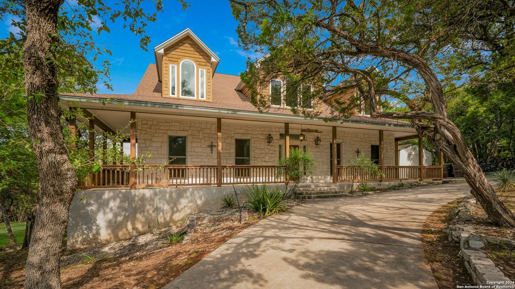 Photo of 18705 Lookout Mountain, Helotes, TX 78023 (MLS # 1922035)