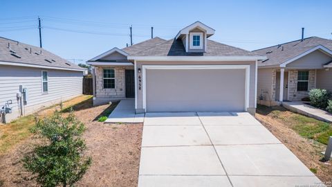 Photo for 6958 Cozy Run, San Antonio, TX 78218 (MLS # 1895949)