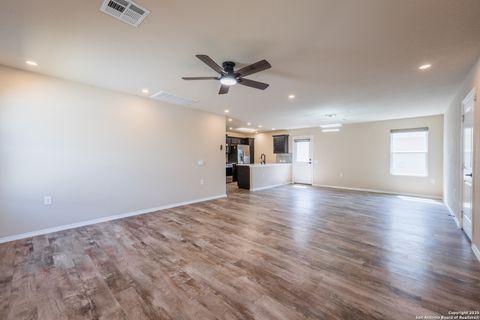 Tiny photo for 6958 Cozy Run, San Antonio, TX 78218 (MLS # 1895949)