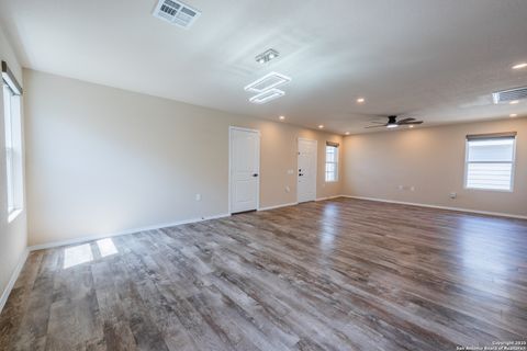Tiny photo for 6958 Cozy Run, San Antonio, TX 78218 (MLS # 1895949)