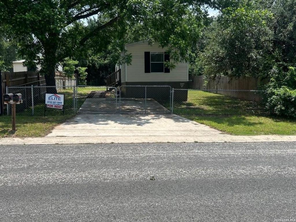 Photo of 25226 Pat Pkwy, San Antonio, TX 78257 (MLS # 1893452)