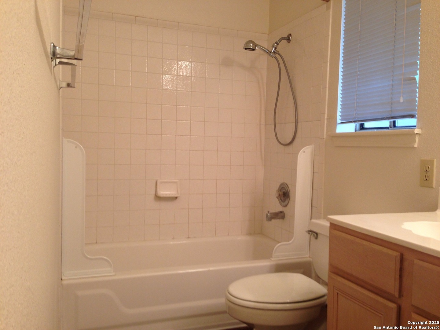 San Antonio, Texas 78250, United States, 3 Bedrooms Bedrooms, ,2 BathroomsBathrooms,Residential,Active,197784