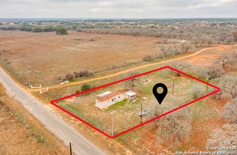 A home in Floresville