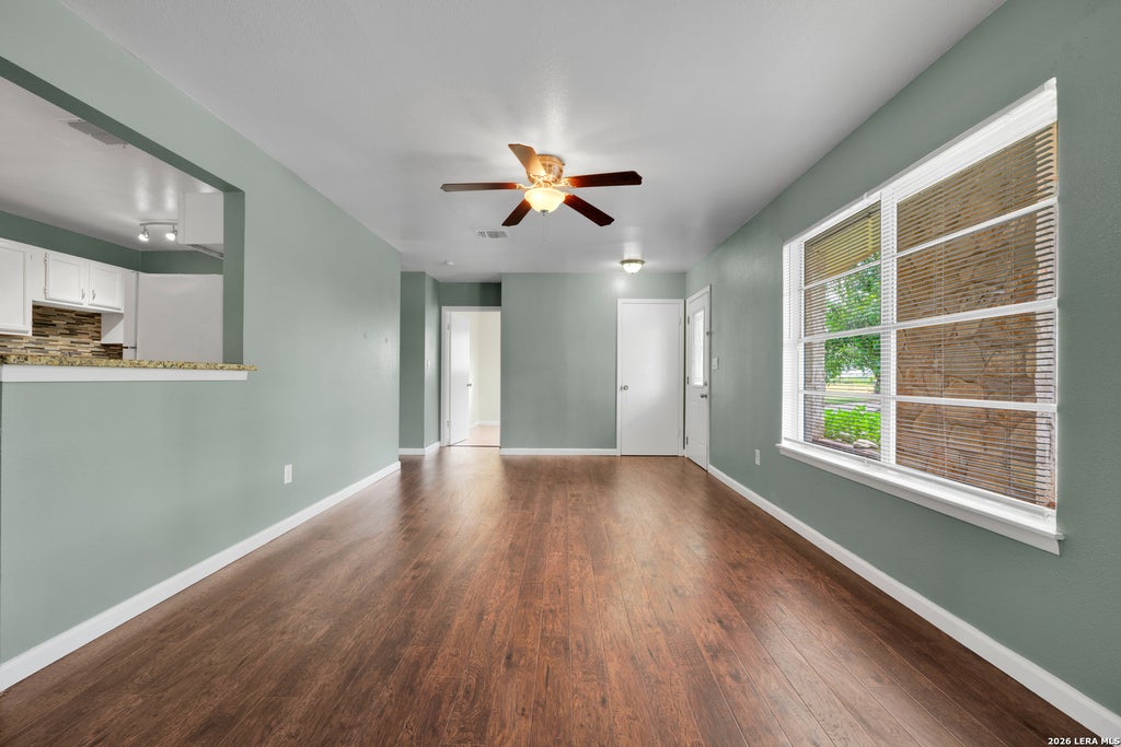 Photo of 417 E Lindbergh Blvd, Universal City, TX 78148 (MLS # 2008148)