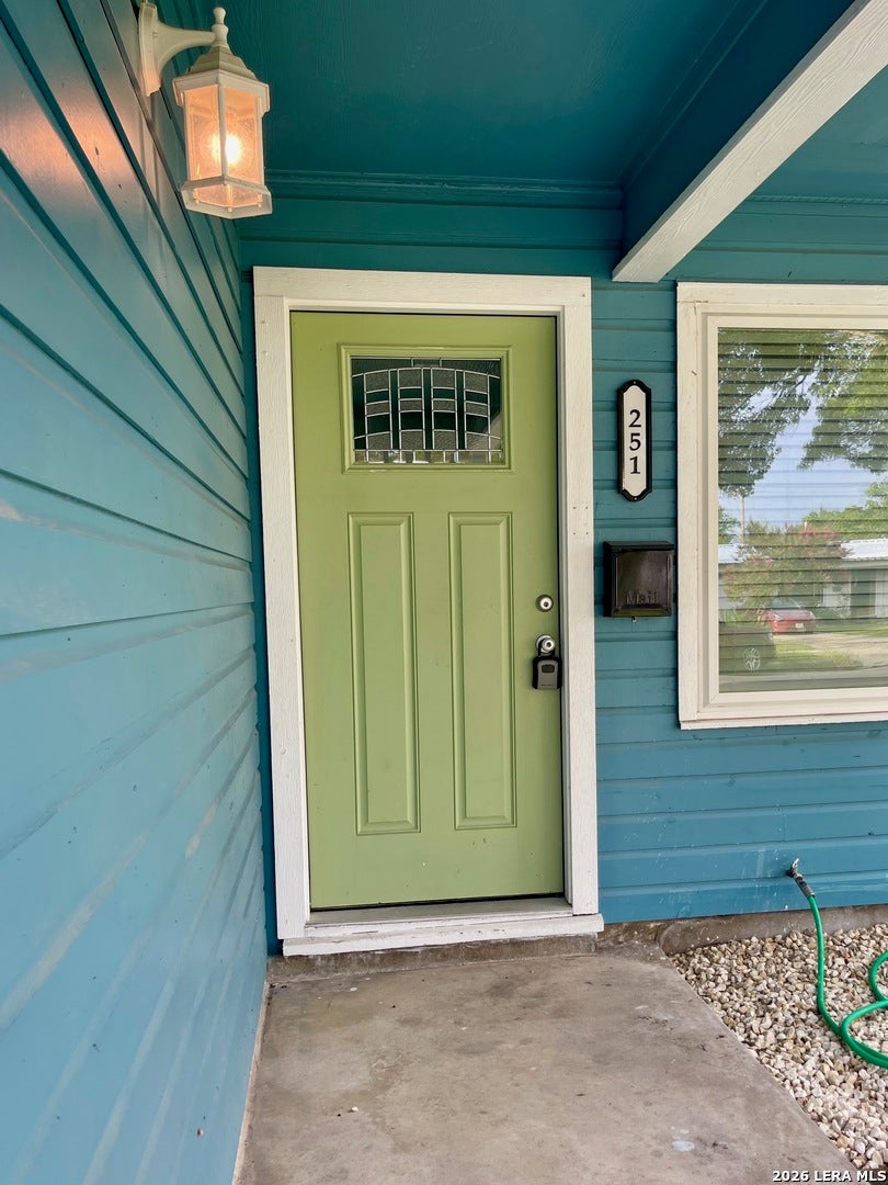 Photo of 251 PILGRIM DR, San Antonio, TX 78213 (MLS # 1973357)