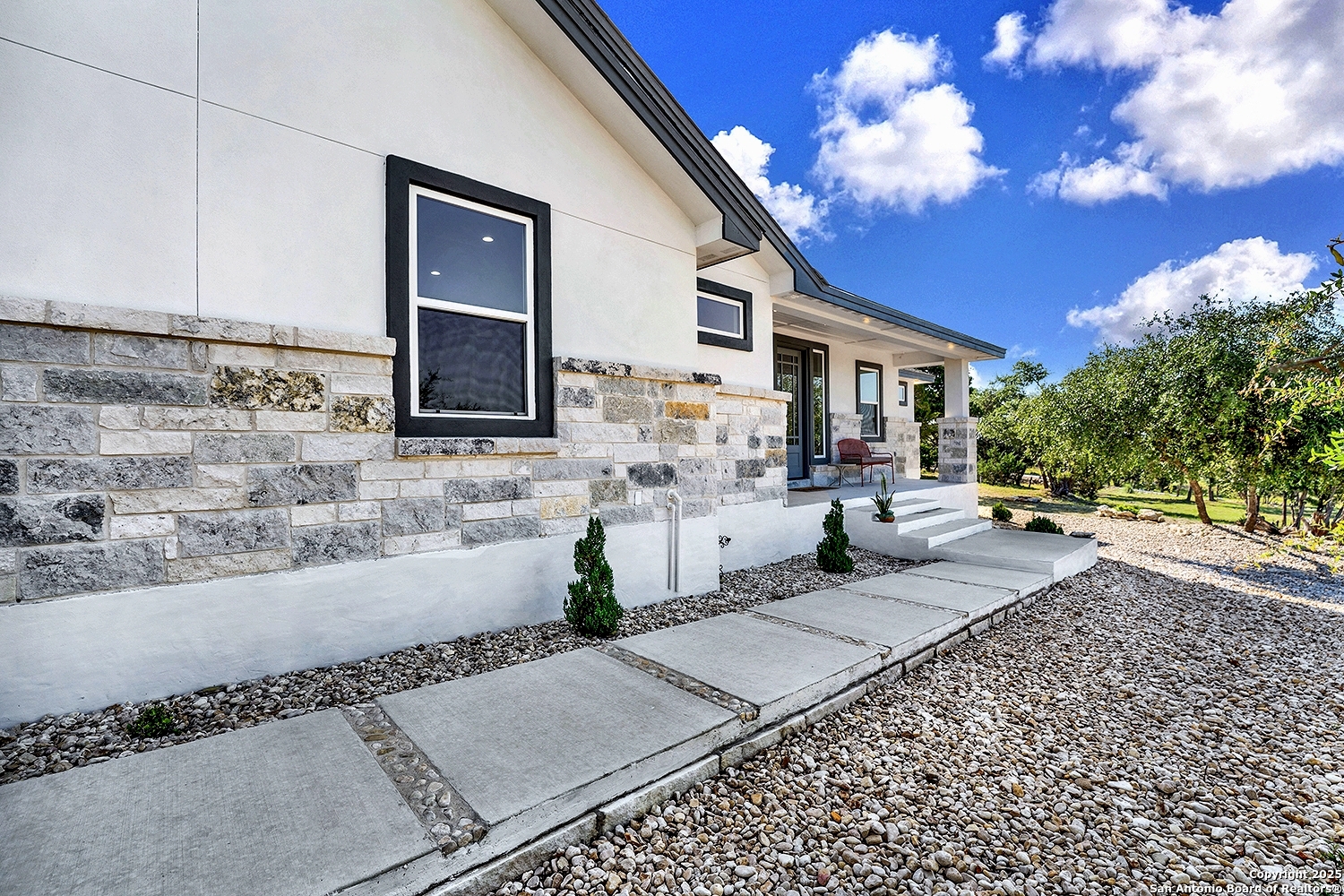 115 Sendera Way