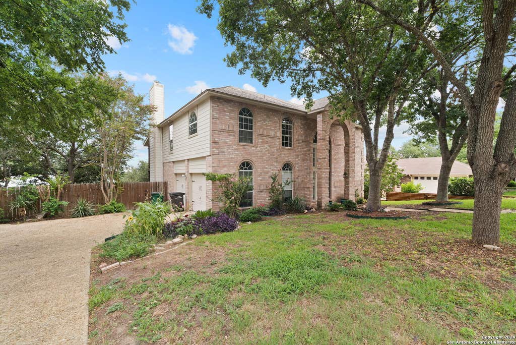 Photo of 711 ARCH STONE, San Antonio, TX 78258 (MLS # 2003475)
