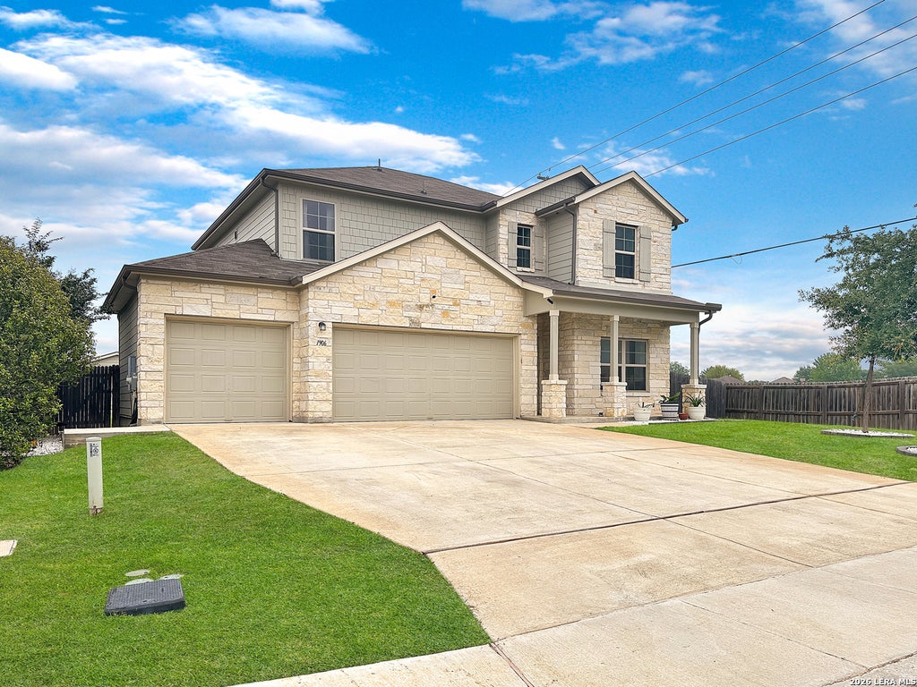 Photo of 1906 Reserve, New Braunfels, TX 78130 (MLS # 1965443)