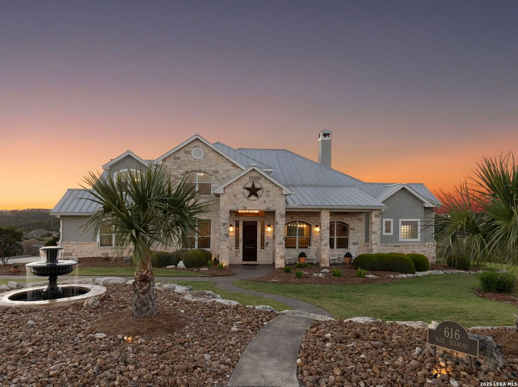 Photo of 616 Blue Diamond, Boerne, TX 78006 (MLS # 1952242)