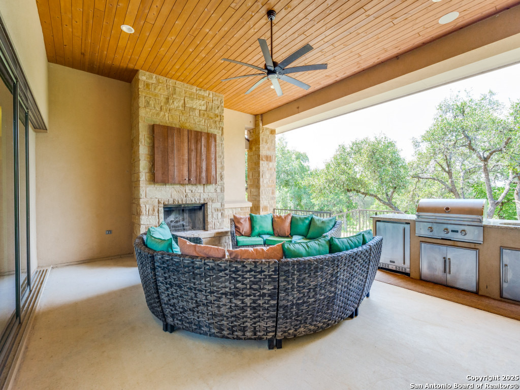 1556 Canyon Lake Drive