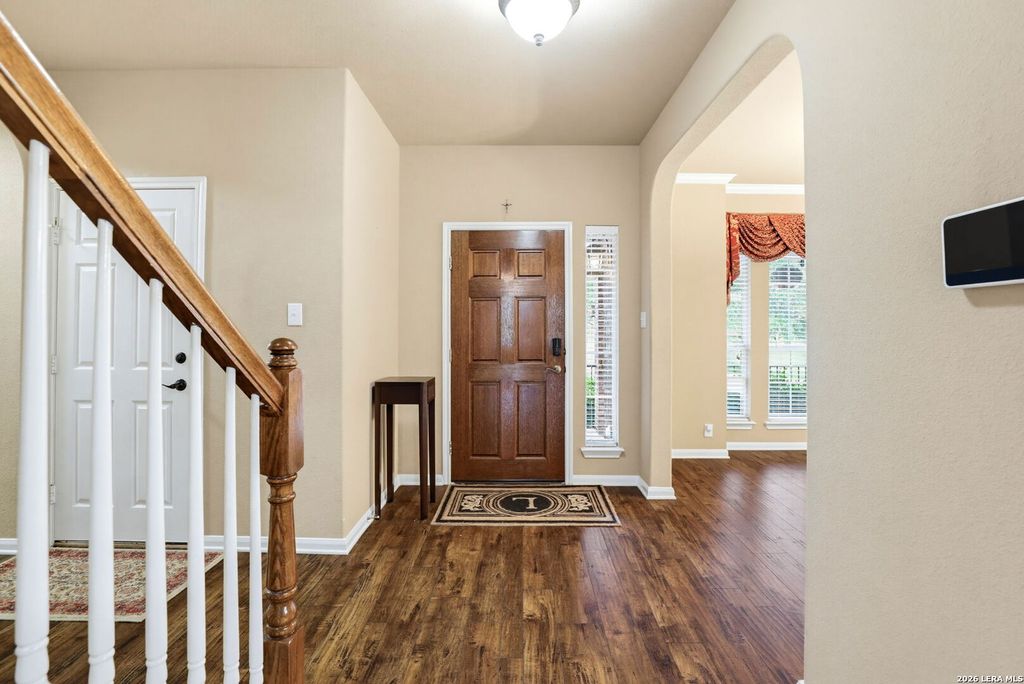 Photo of 1014 MINERAL HLS, San Antonio, TX 78260 (MLS # 1992323)