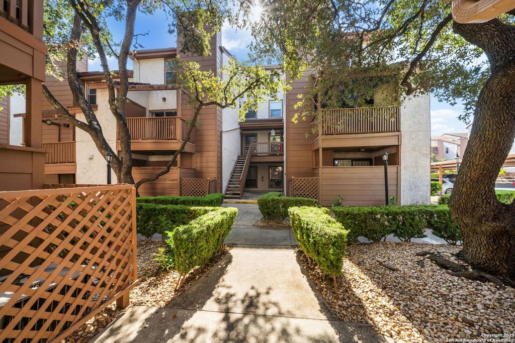 Photo of 4107 Medical Drive 2204 #2204, San Antonio, TX 78229 (MLS # 1917704)