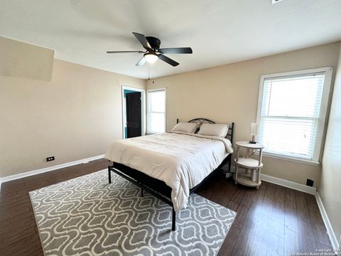 Tiny photo for 1620 Kampmann, San Antonio, TX 78201 (MLS # 1884939)
