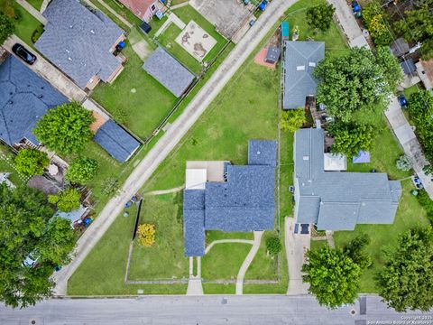 Tiny photo for 1620 Kampmann, San Antonio, TX 78201 (MLS # 1884939)
