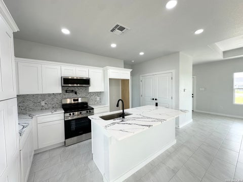 Tiny photo for 150 Ranchero Way, Natalia, TX 78059 (MLS # 1896571)