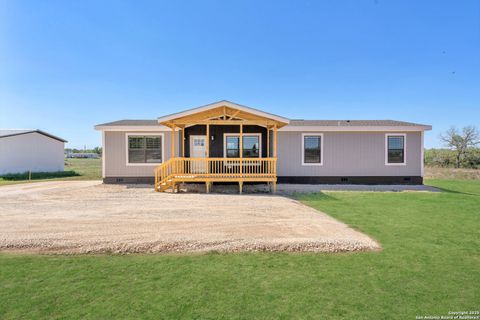 132 Syrah St La Vernia TX 78121