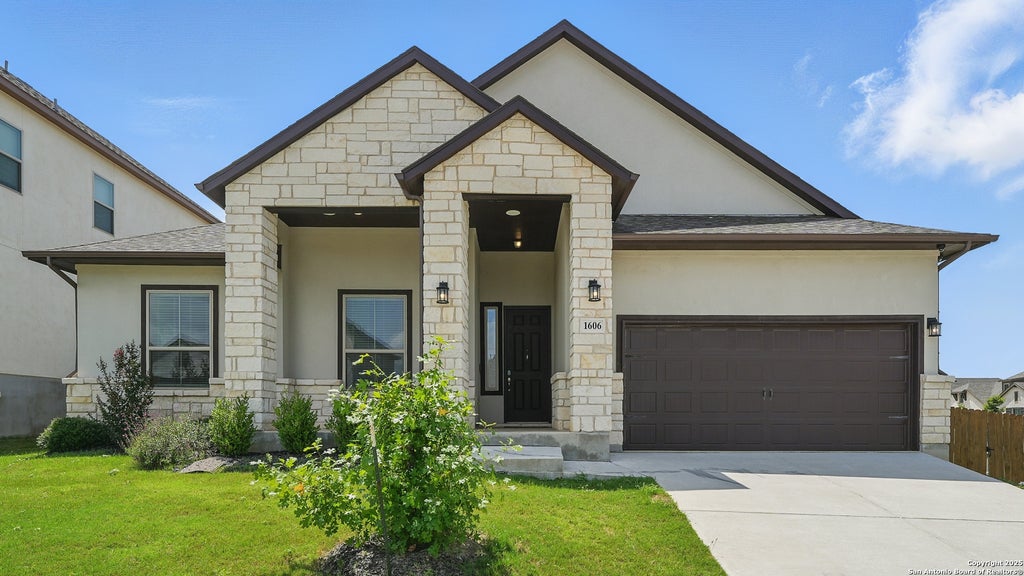 Photo of 1606 Folk Victorian, New Braunfels, TX 78132 (MLS # 1991933)