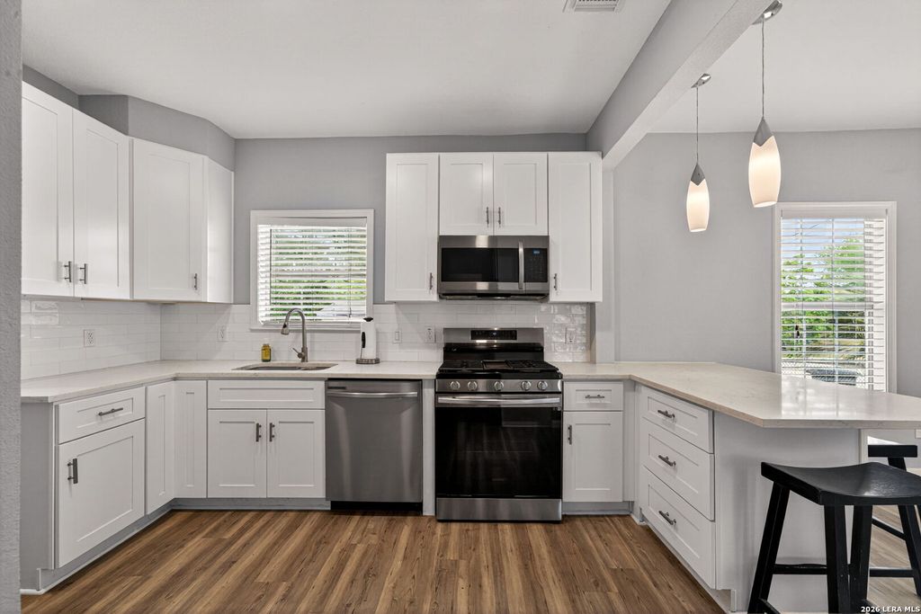 Photo of 210 Dumoulin, San Antonio, TX 78210 (MLS # 1961694)