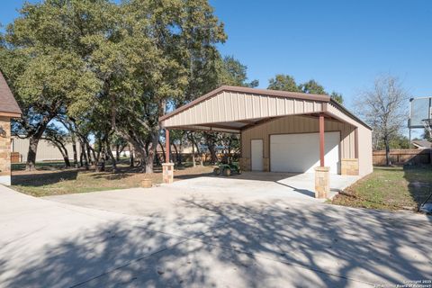 A home in La Vernia