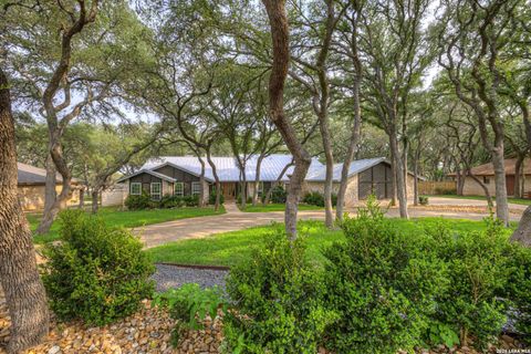 Property photo of 8738 Garden Ridge Dr, San Antonio, TX 78266